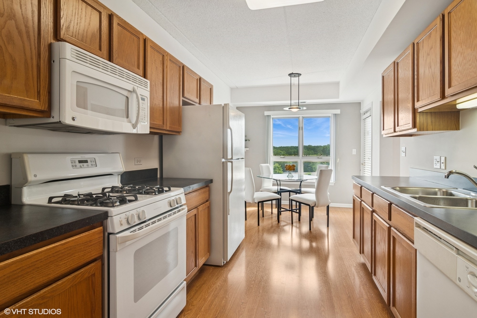 100 N Milwaukee Avenue #501, Wheeling, IL 60090