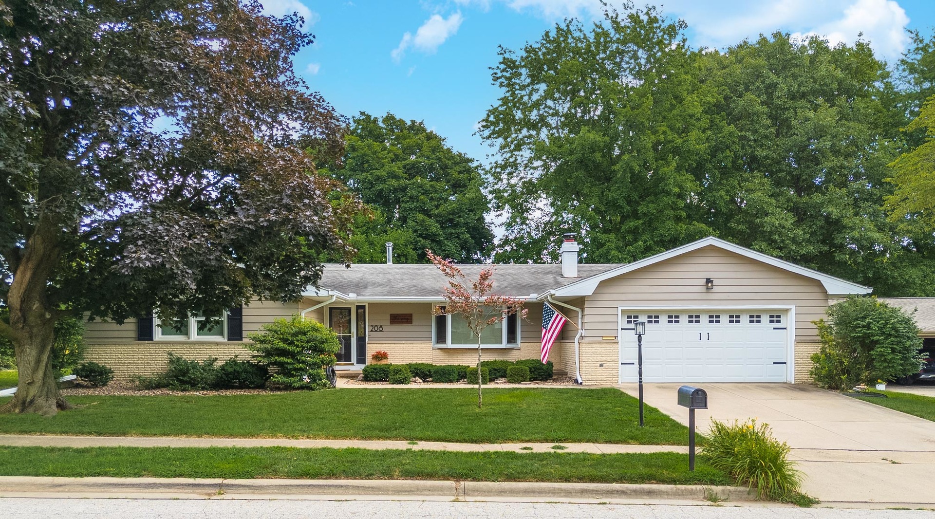 208 Foster Drive, Normal, IL 61761