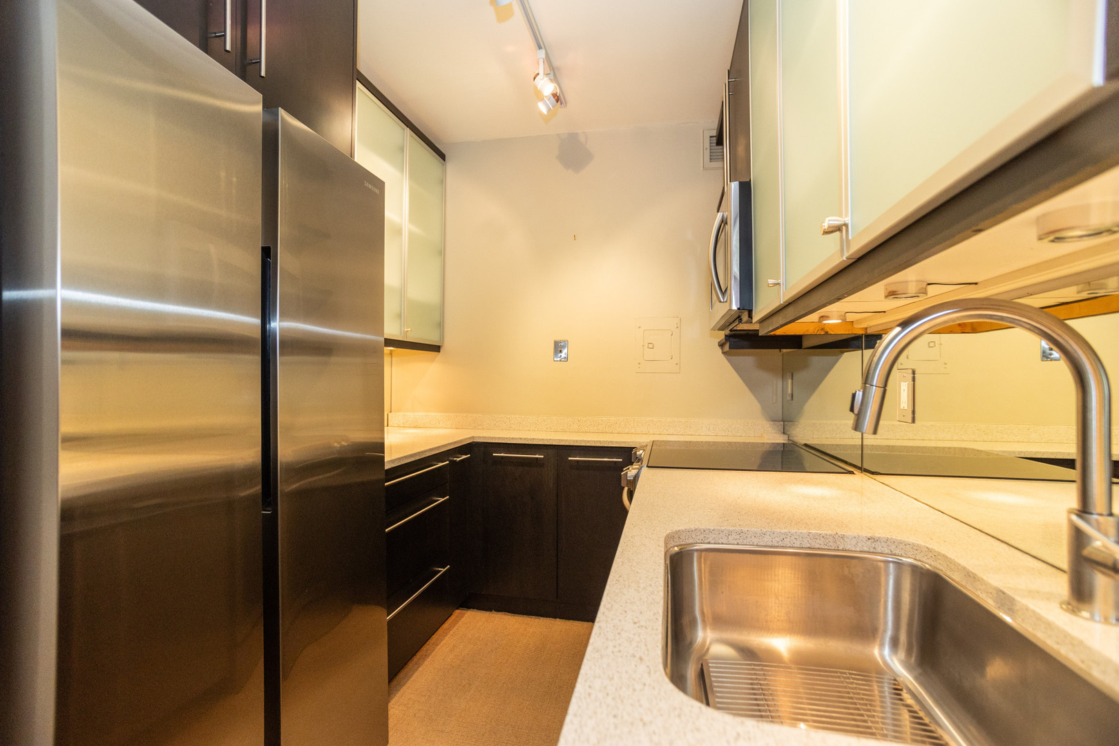 1325 N State Parkway #8D, Chicago, IL 60610