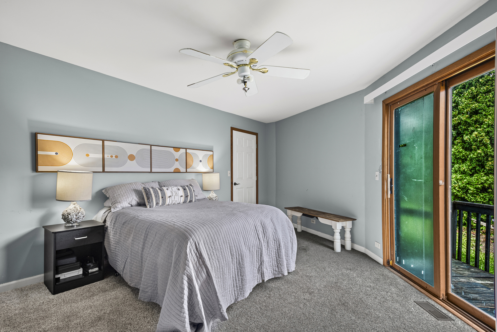27W680 Warrenville Road, Warrenville, IL 60555