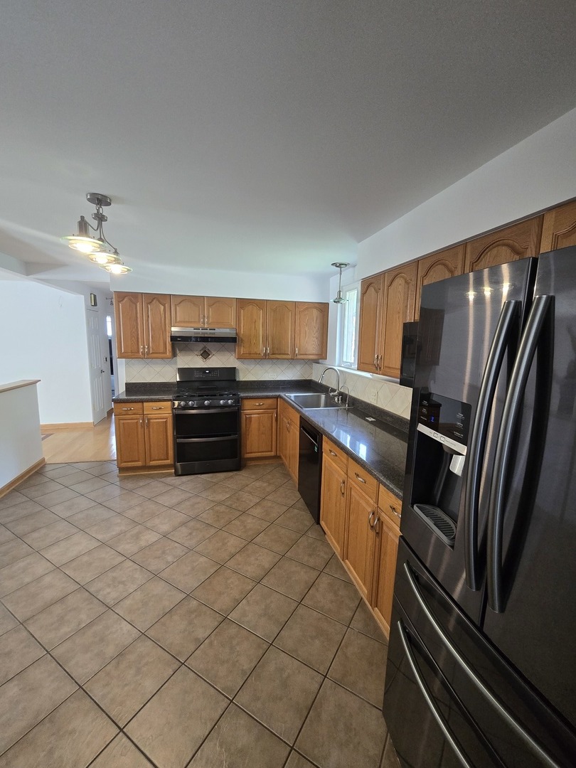 6325 Barrett Street, Downers Grove, IL 60516