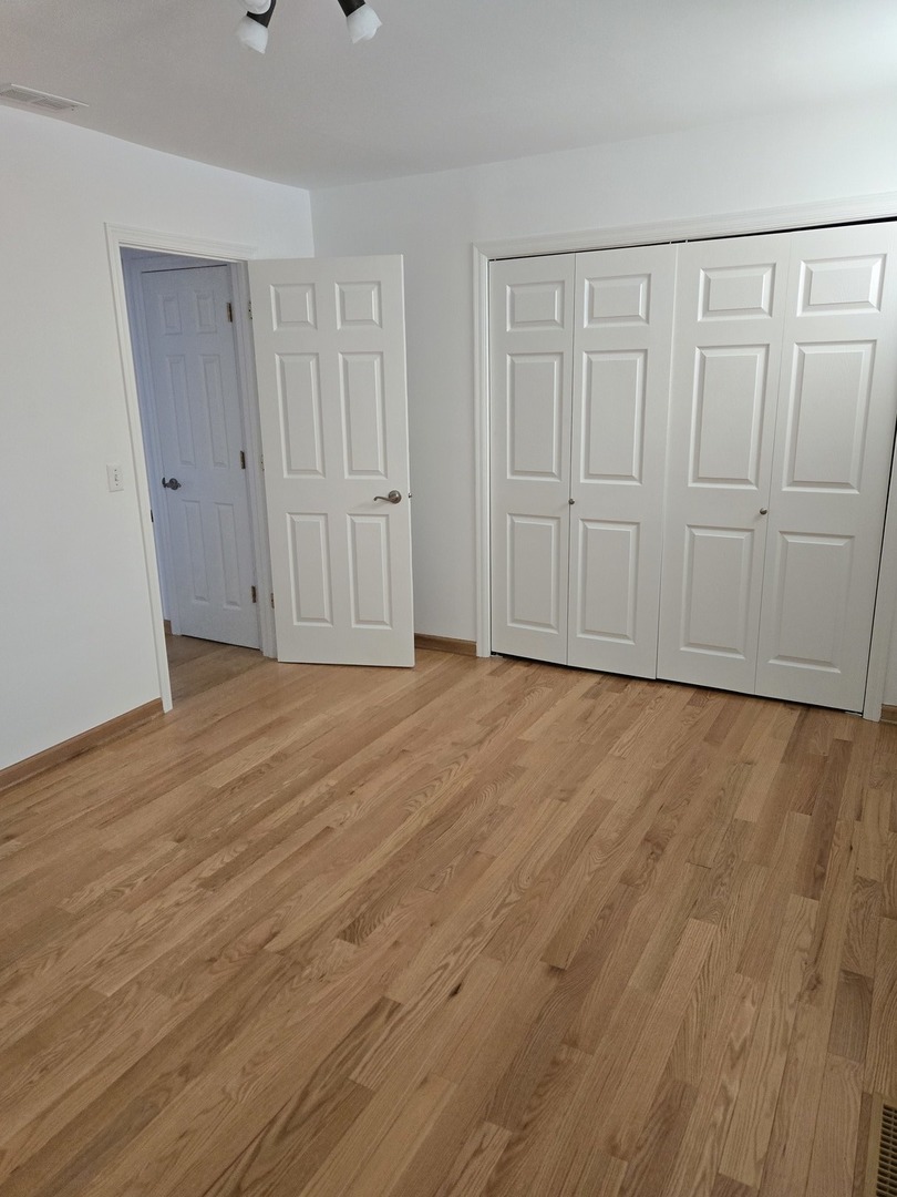 6325 Barrett Street, Downers Grove, IL 60516