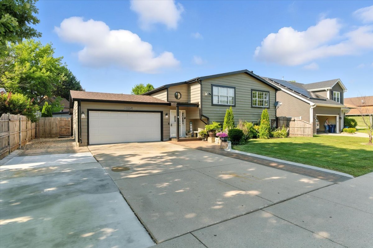 1134 Beach Road, Zion, IL 60099
