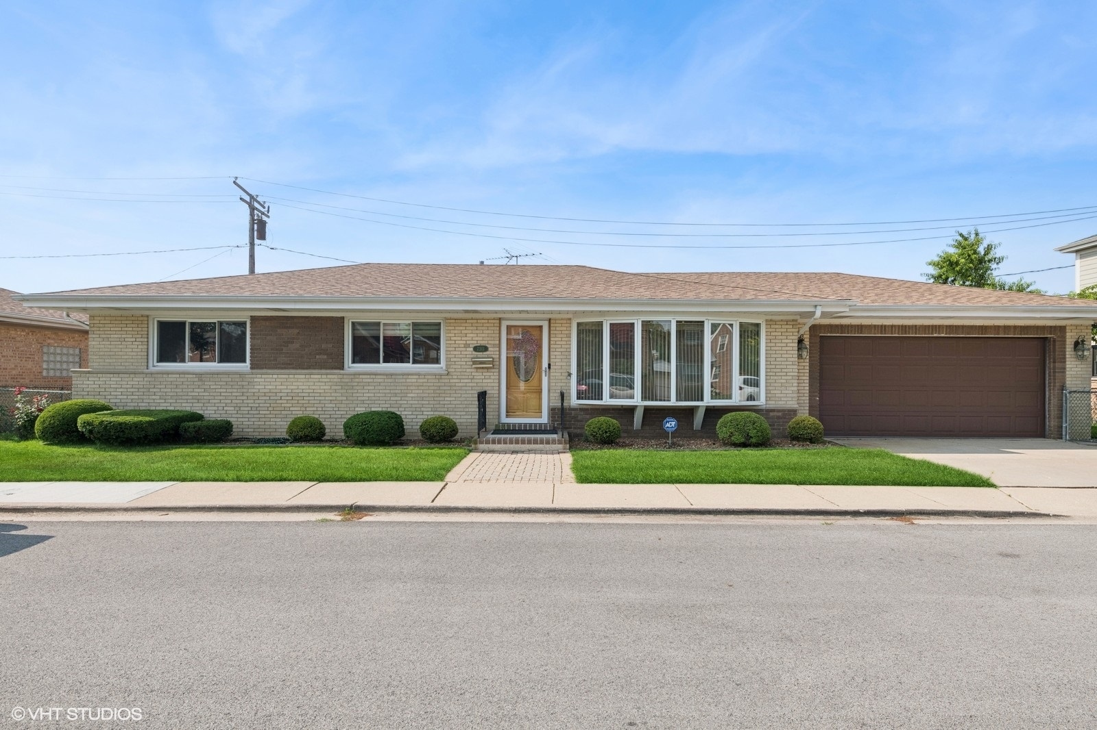 7311 W Berwyn Avenue, Chicago, IL 60656