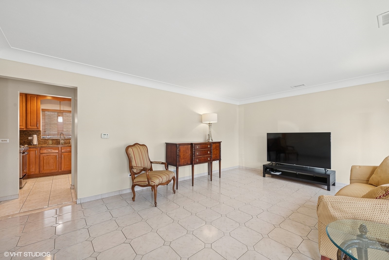 7311 W Berwyn Avenue, Chicago, IL 60656