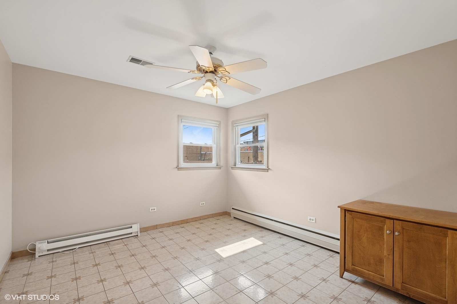 7311 W Berwyn Avenue, Chicago, IL 60656
