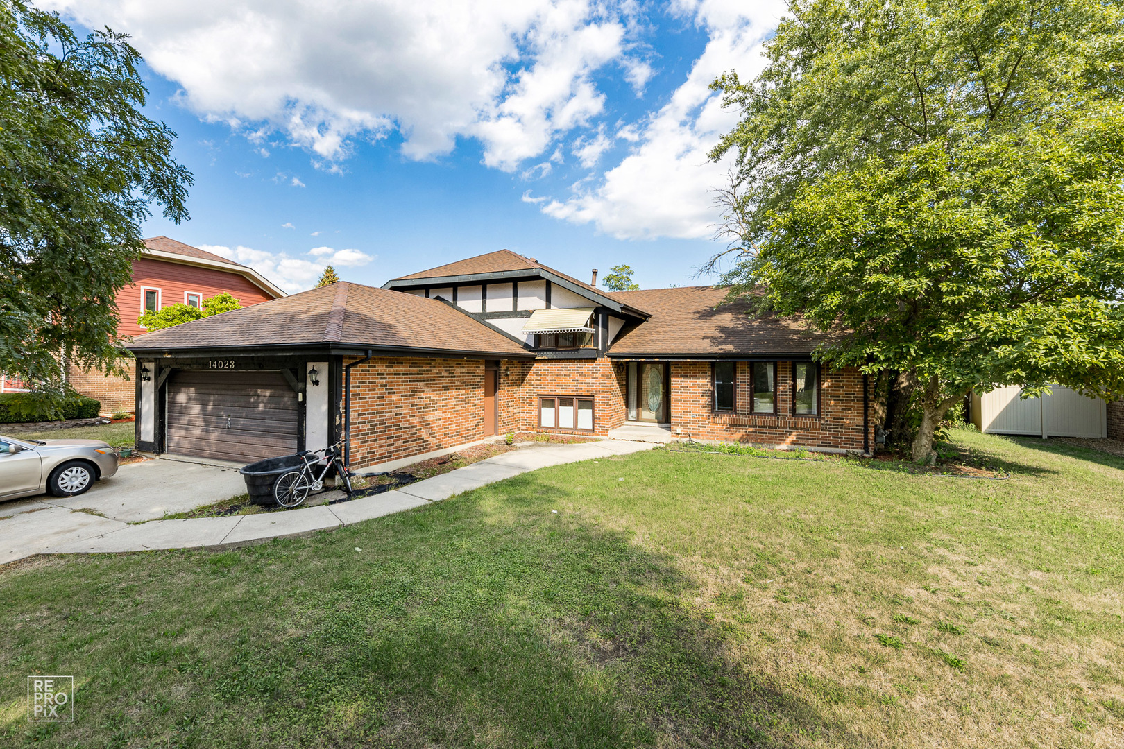 14023 Chelsea Drive, Orland Park, IL 60462