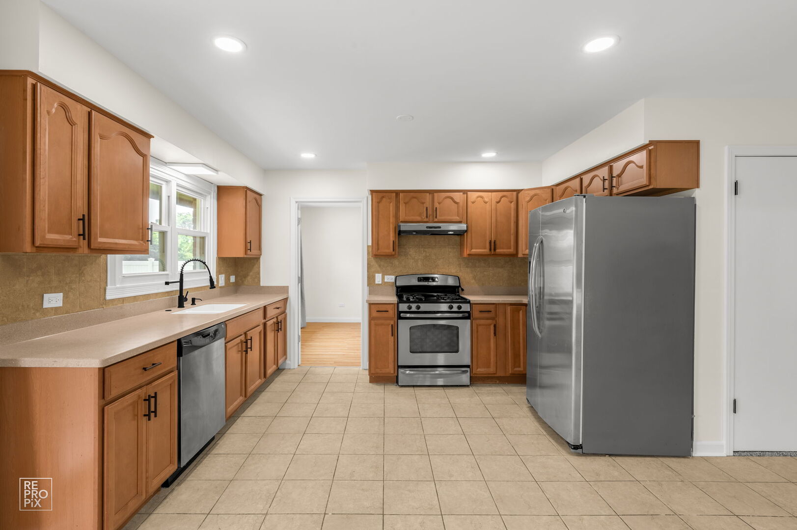 14023 Chelsea Drive, Orland Park, IL 60462