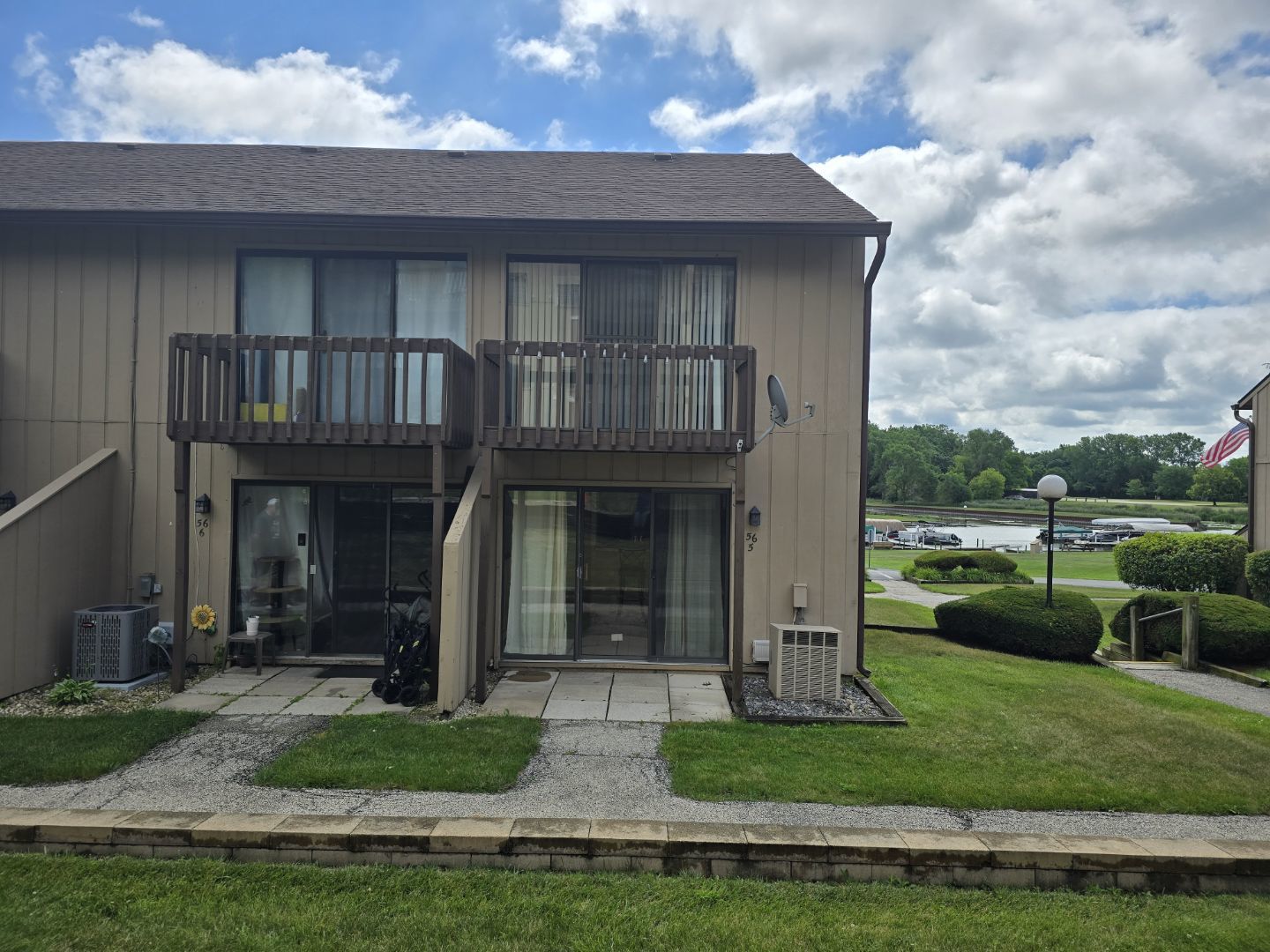 56 Vail Colony #5, Fox Lake, IL 60020