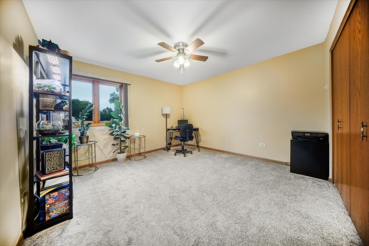11030 S Theresa Circle #3D, Palos Hills, IL 60465