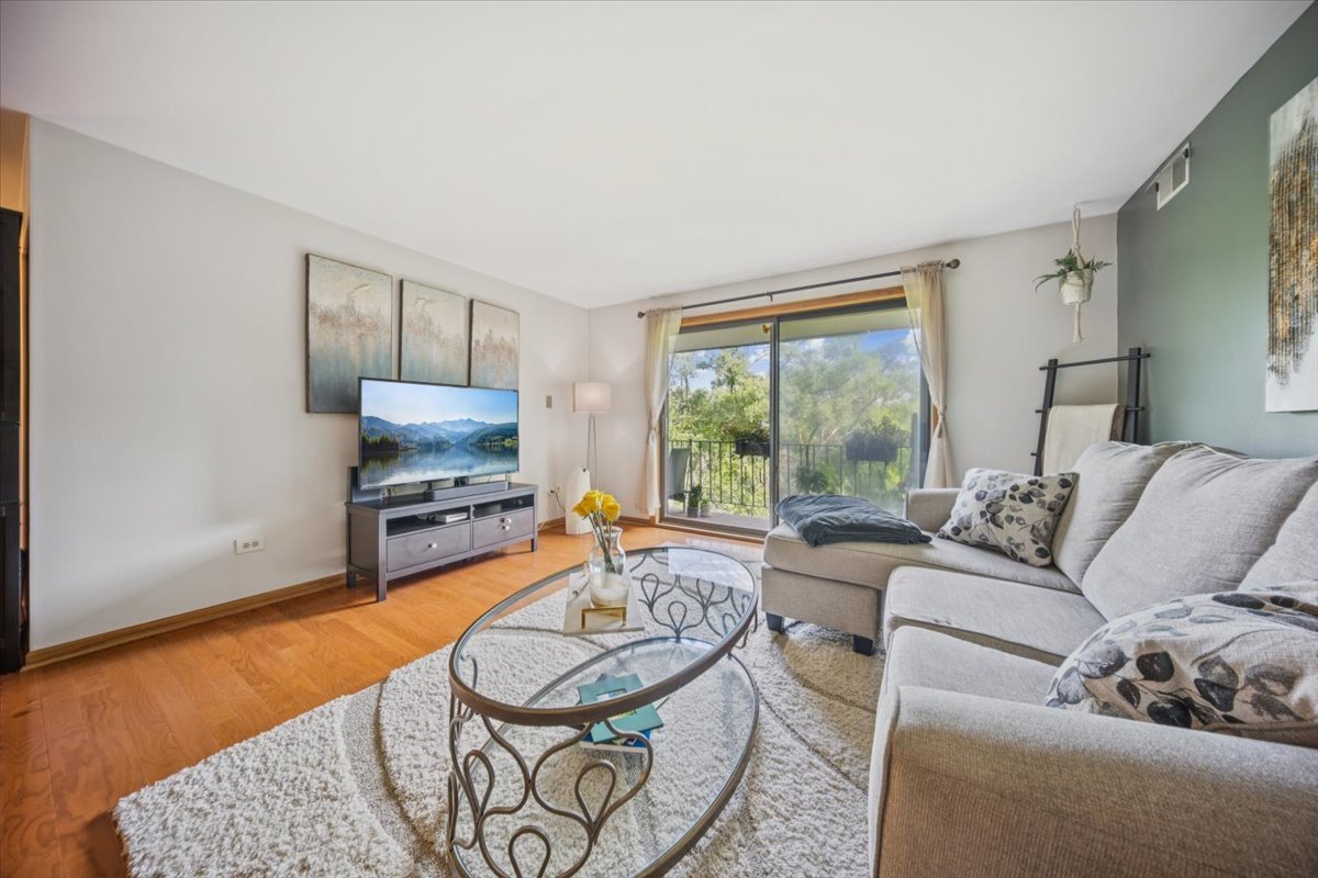 11030 S Theresa Circle #3D, Palos Hills, IL 60465