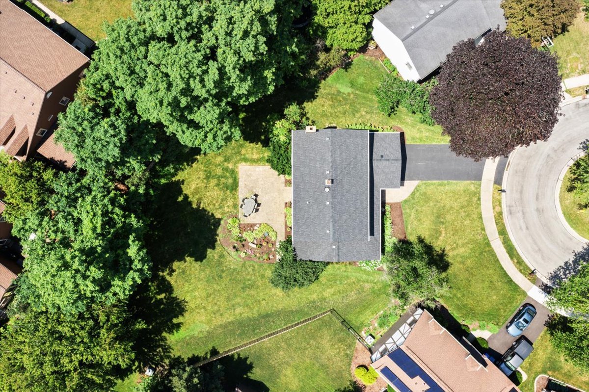 1544 Orth Court, Wheaton, IL 60189