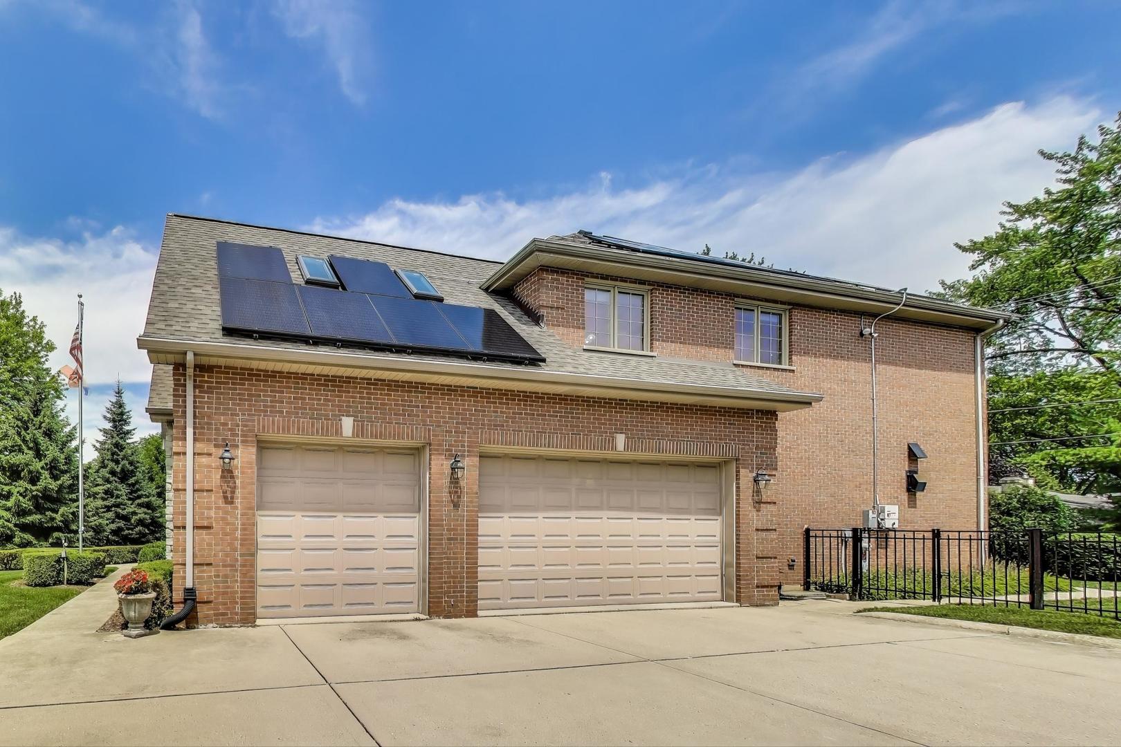 913 S DRYDEN Place, Arlington Heights, IL 60005