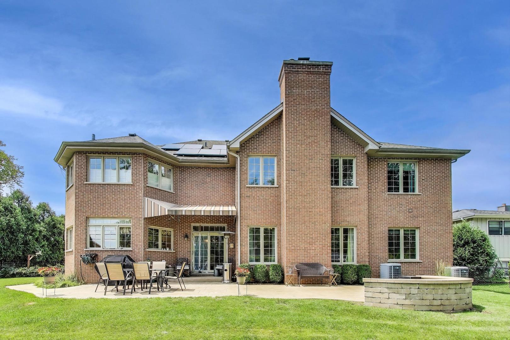 913 S DRYDEN Place, Arlington Heights, IL 60005