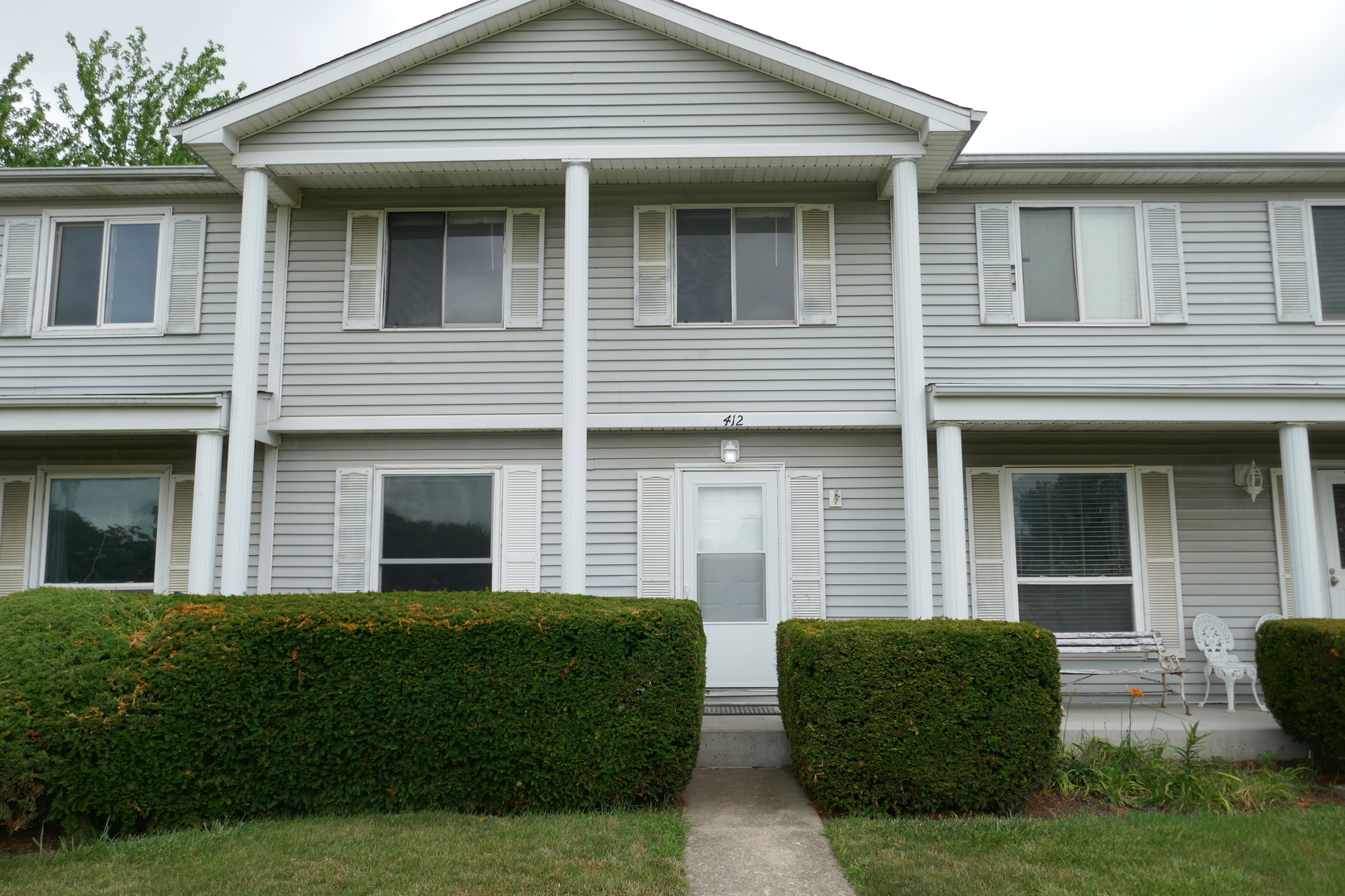 412 Salem Square, Bolingbrook, IL 60440