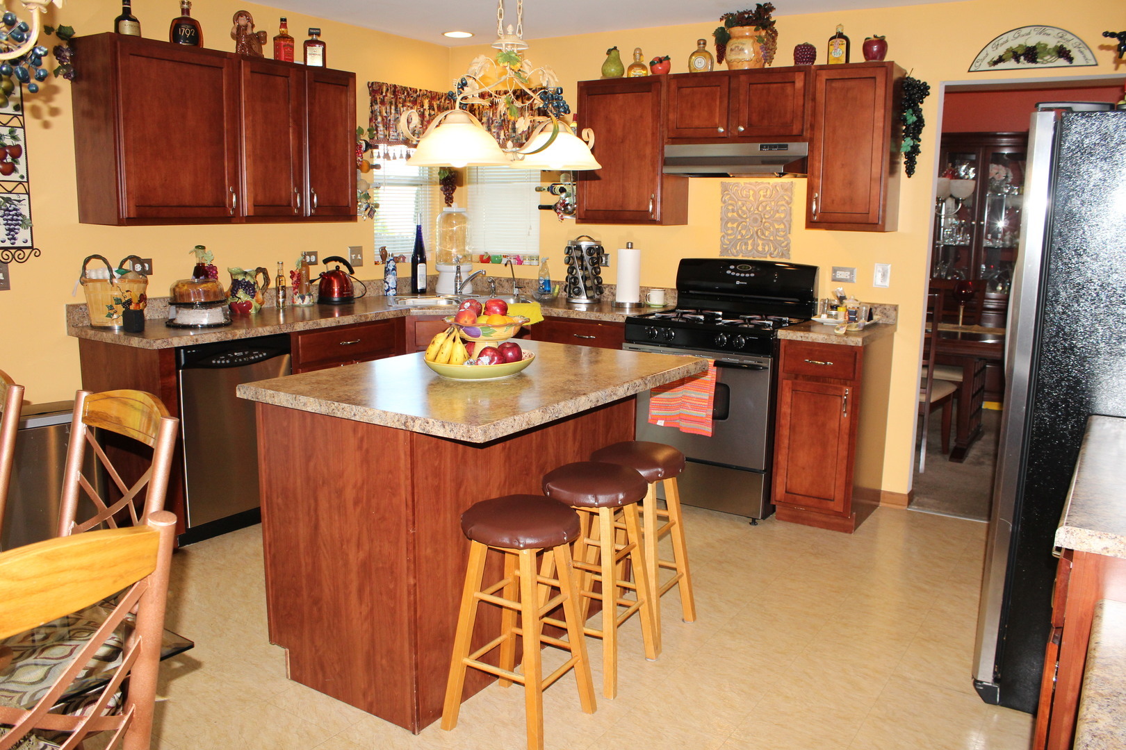 6501 ROTH Drive, Joliet, IL 60431