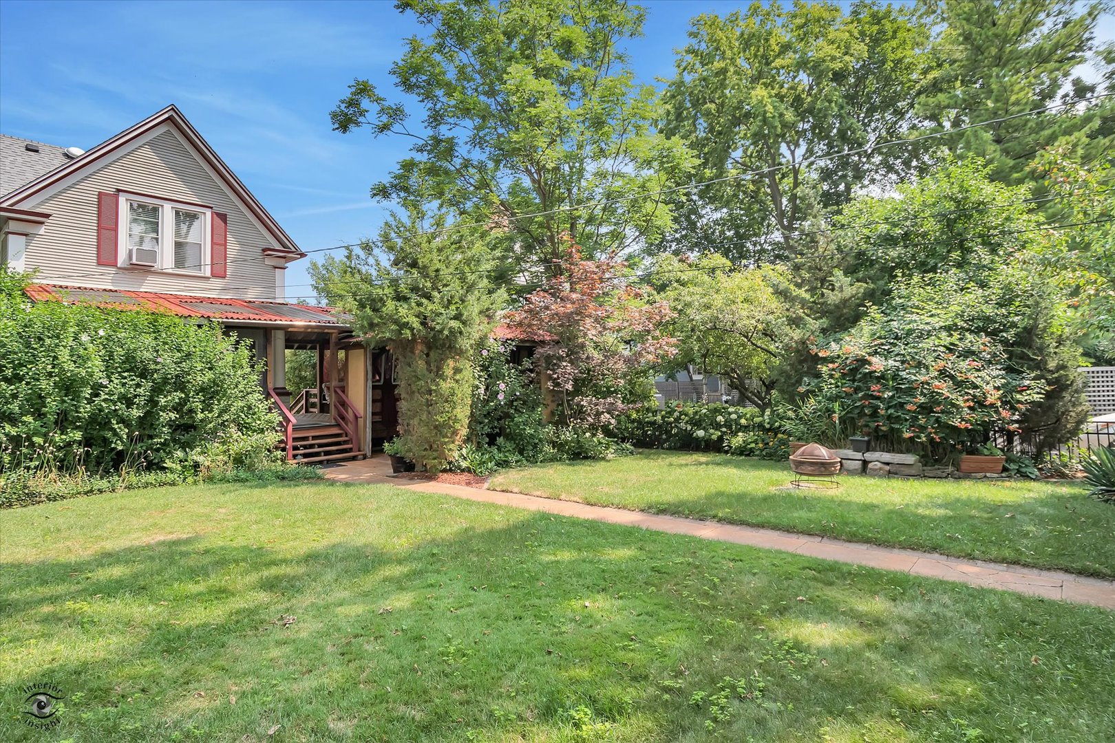 662 Glenwood Avenue, Joliet, IL 60435