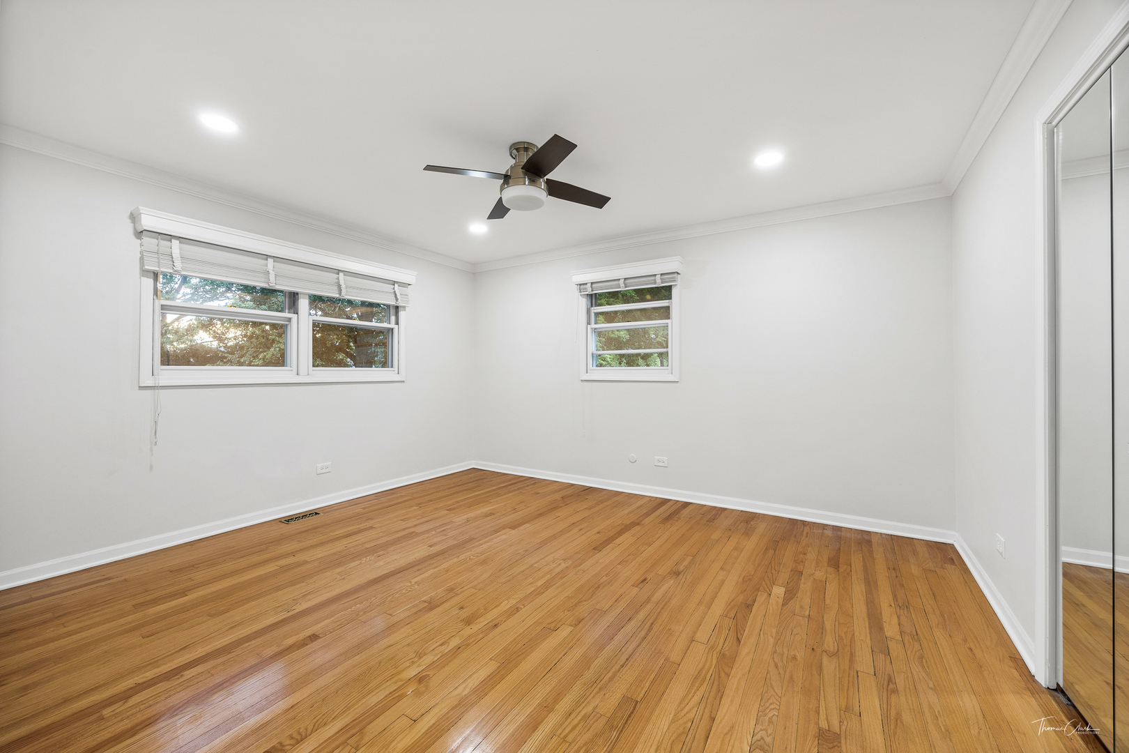 5S300 Tuthill Road, Naperville, IL 60563