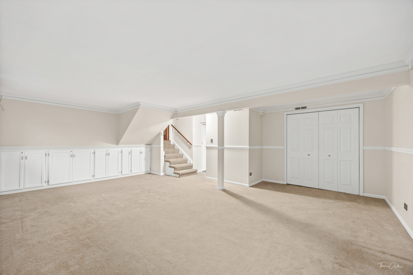 5S300 Tuthill Road, Naperville, IL 60563