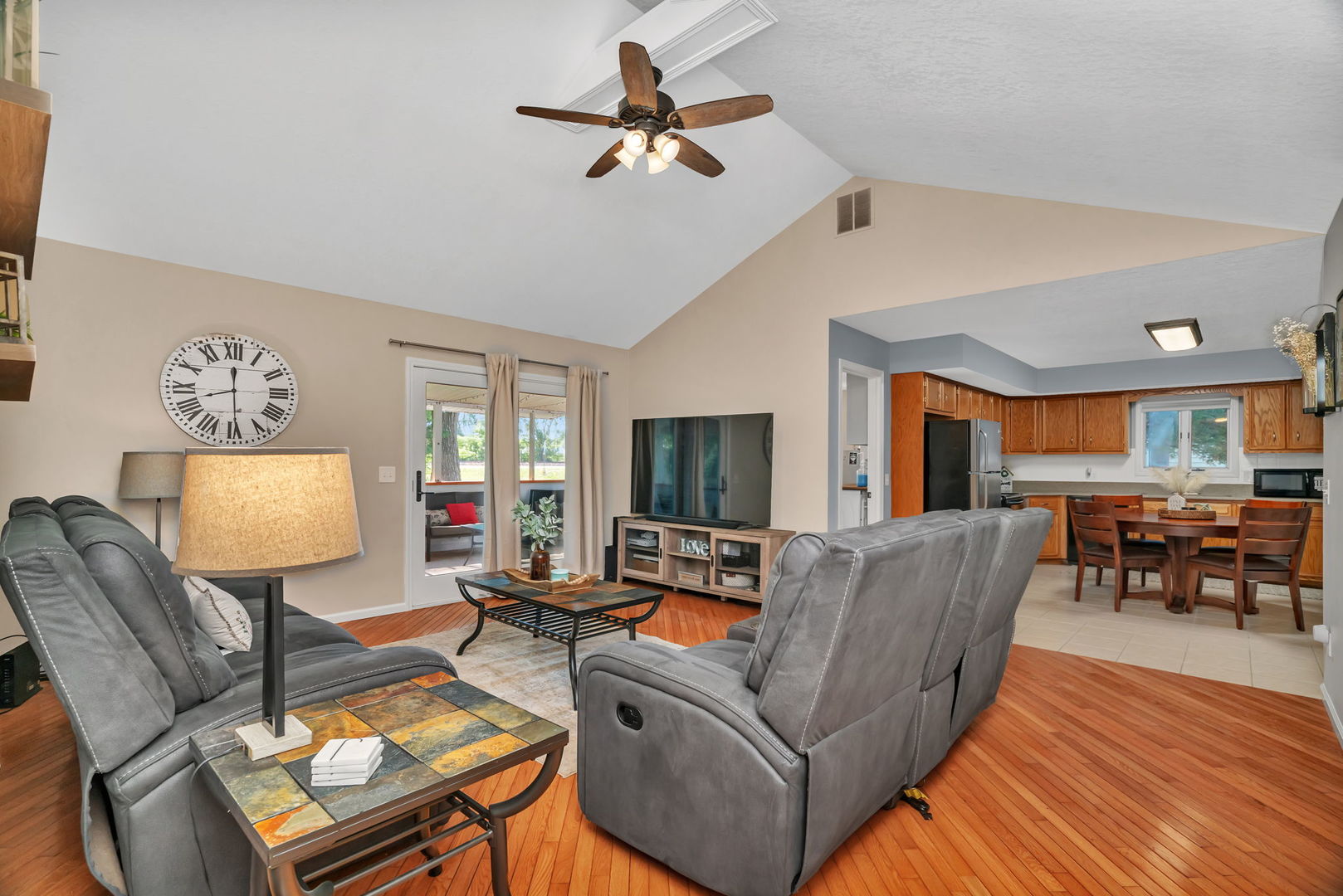 485 S Division Street, Braidwood, IL 60408