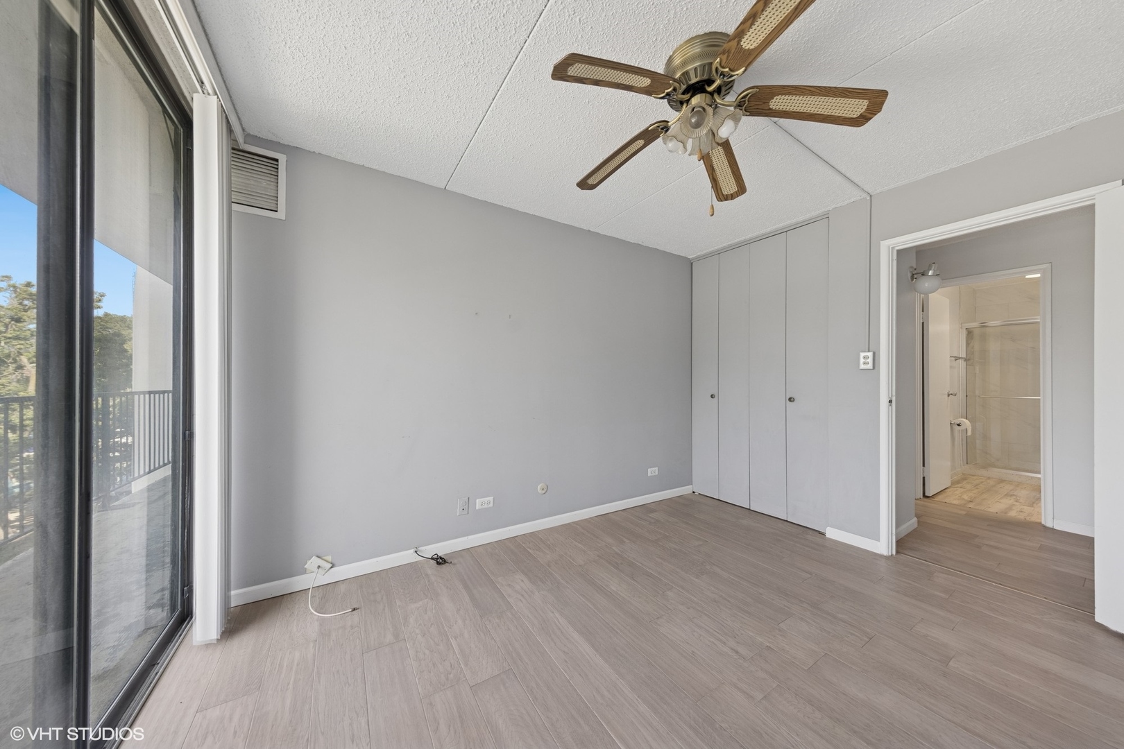 2015 S Finley Road #304, Lombard, IL 60148