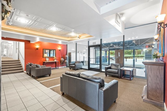 2015 S Finley Road #304, Lombard, IL 60148