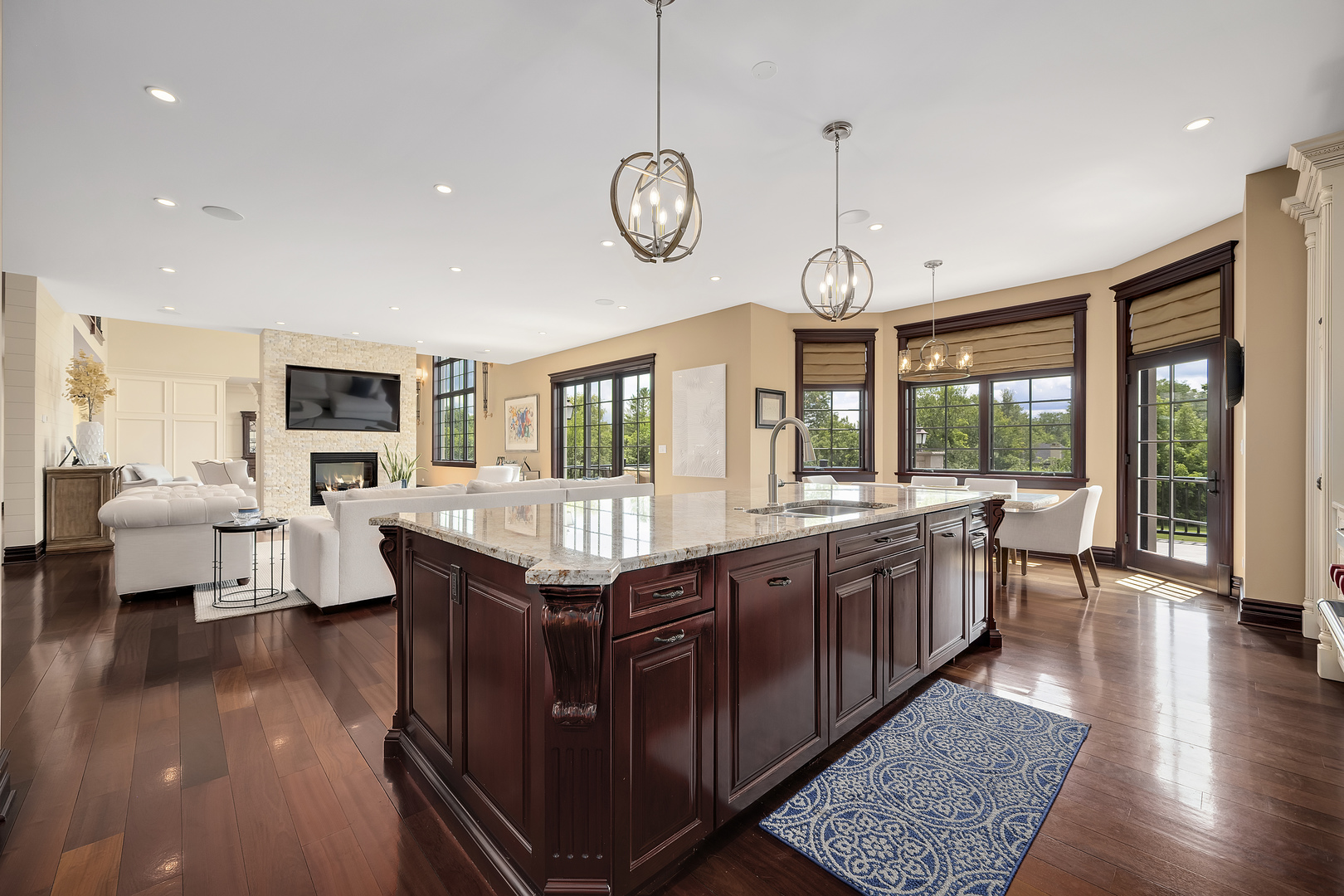 8511 Kearney Road, Downers Grove, IL 60516