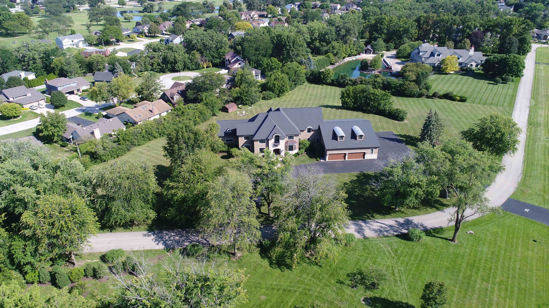 8511 Kearney Road, Downers Grove, IL 60516