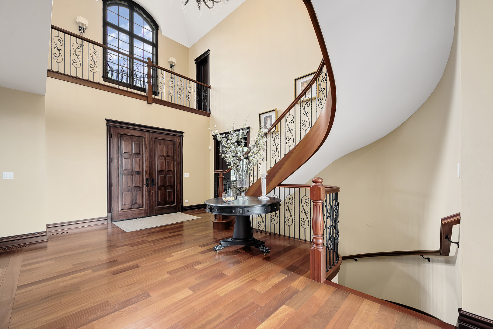 8511 Kearney Road, Downers Grove, IL 60516