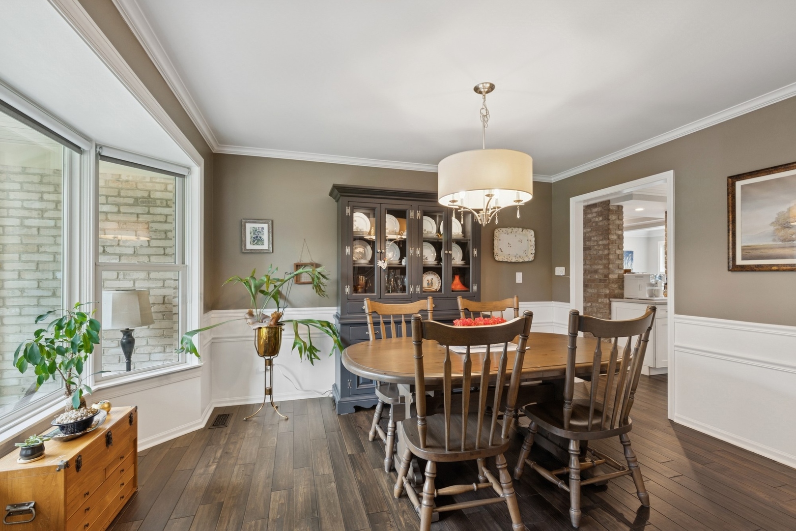 1524 Virginia Avenue, Libertyville, IL 60048