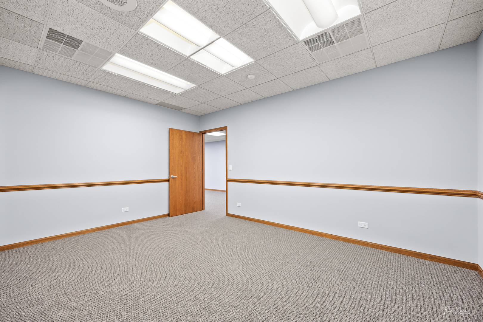 4900 Reilly Place, Lisle, IL 60532