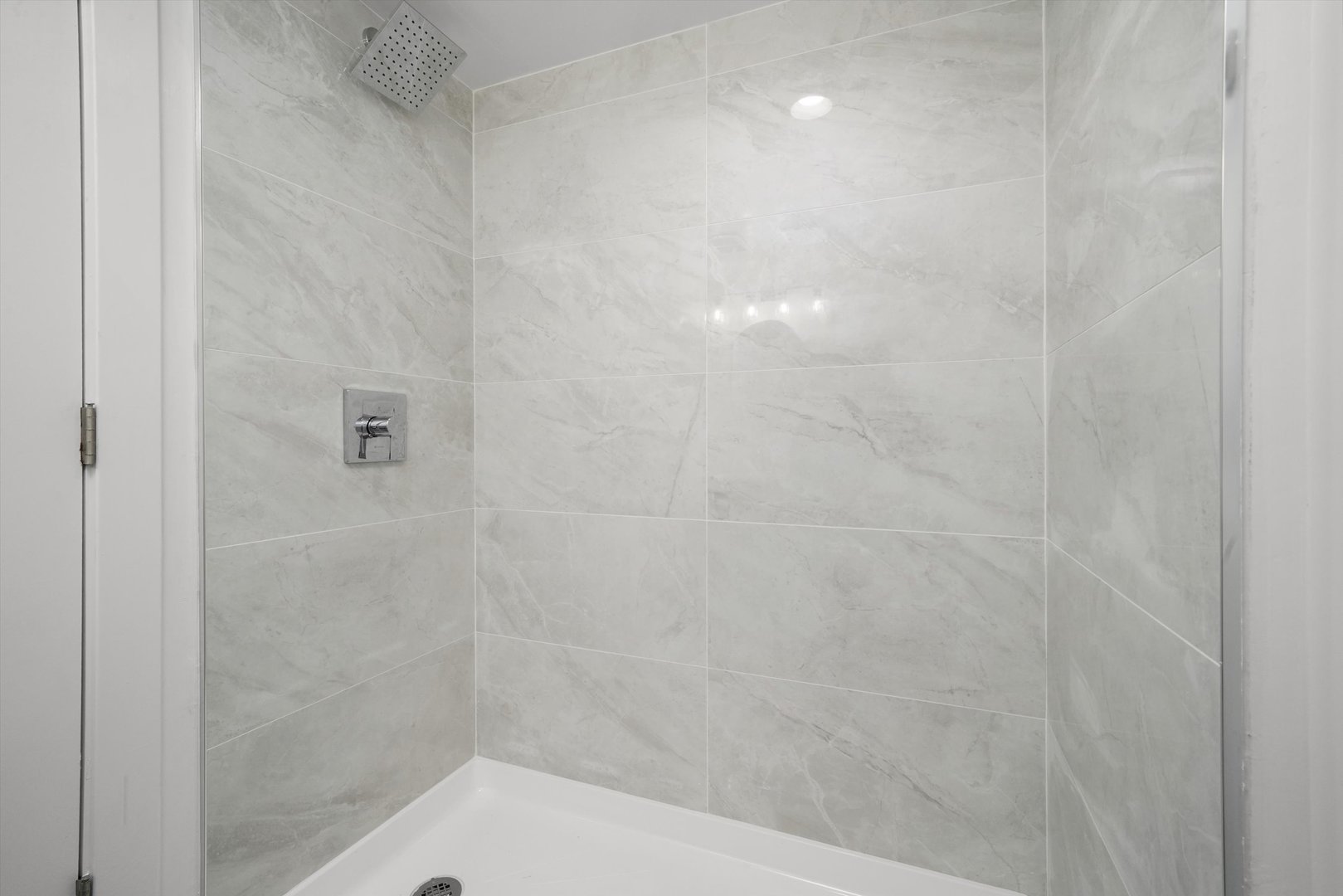 5426 N Bernard Street, Chicago, IL 60625