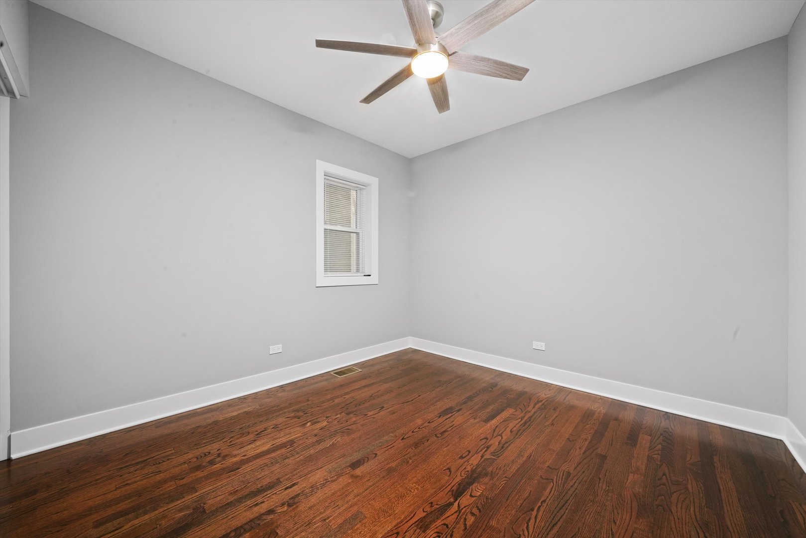 5426 N Bernard Street, Chicago, IL 60625