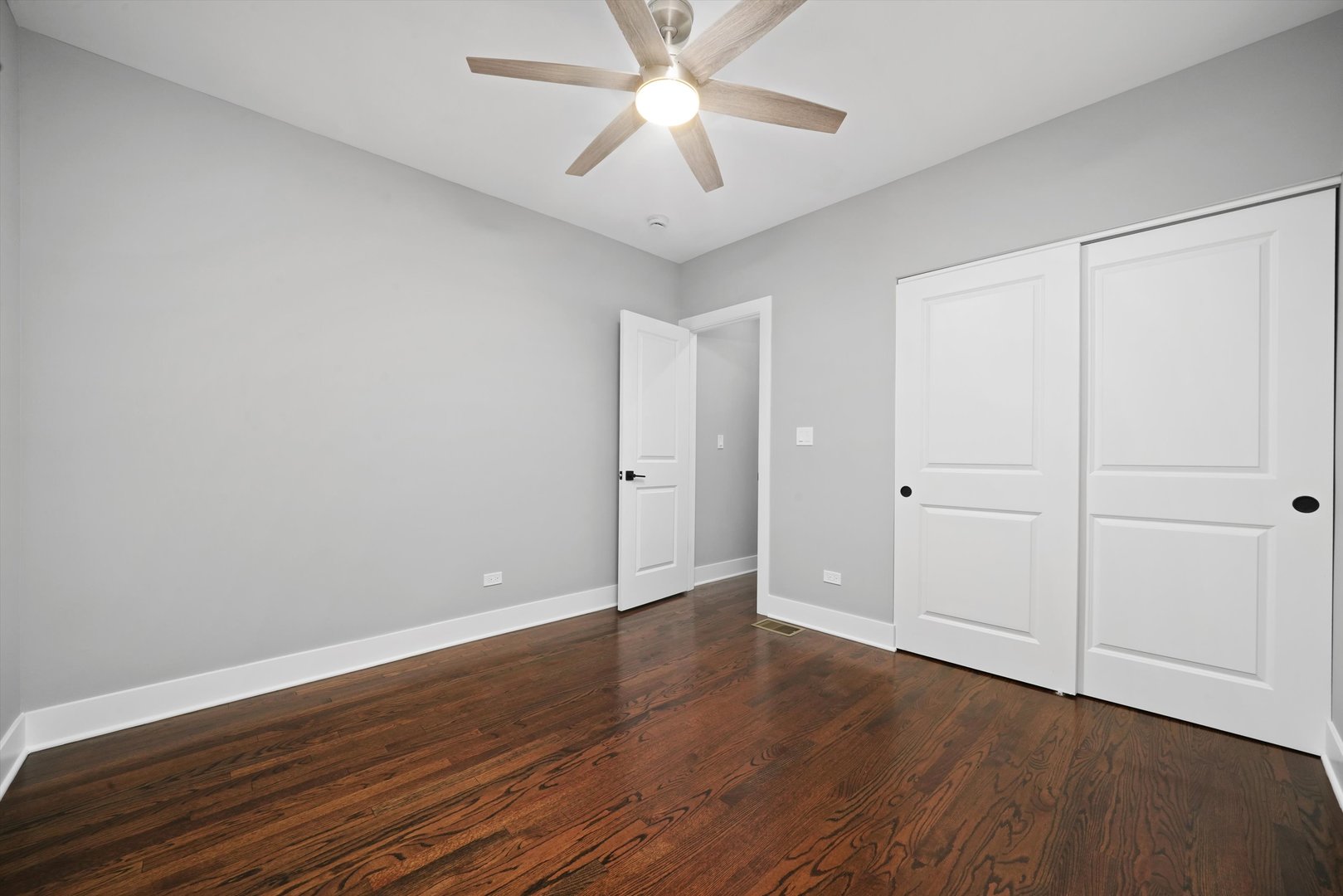 5426 N Bernard Street, Chicago, IL 60625