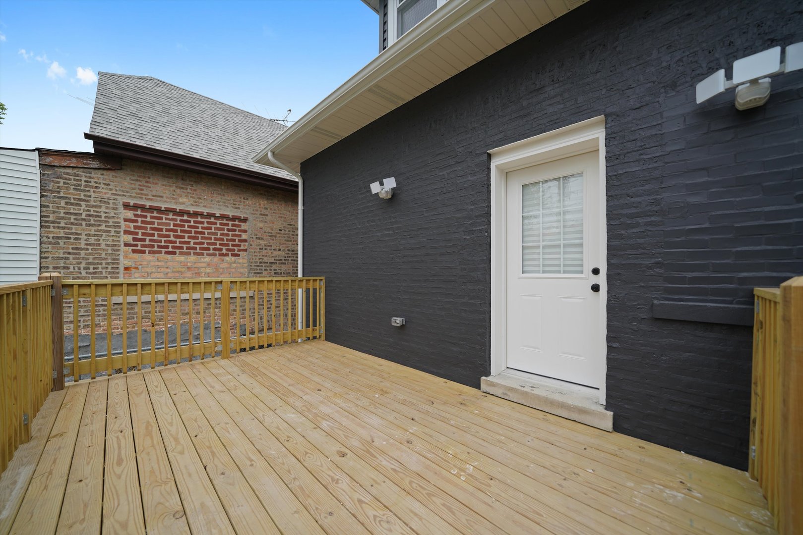 5426 N Bernard Street, Chicago, IL 60625