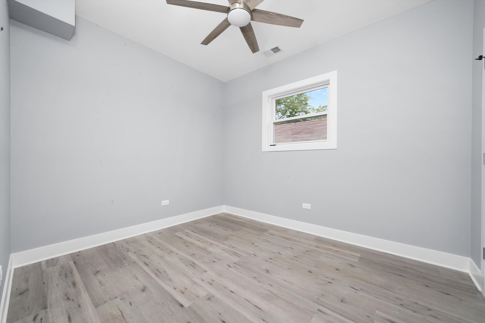 5426 N Bernard Street, Chicago, IL 60625