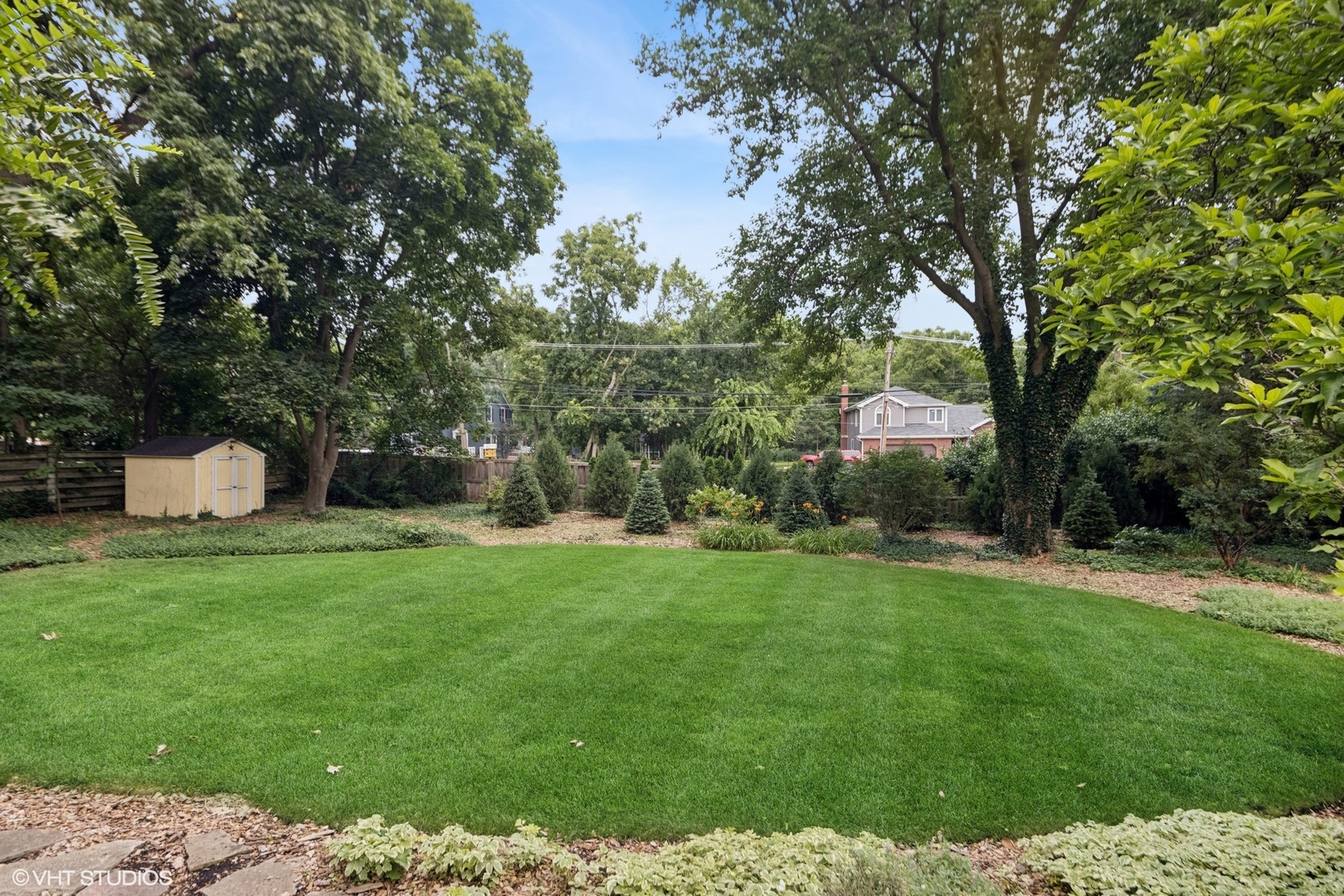 20 Muirwood Drive, Glen Ellyn, IL 60137