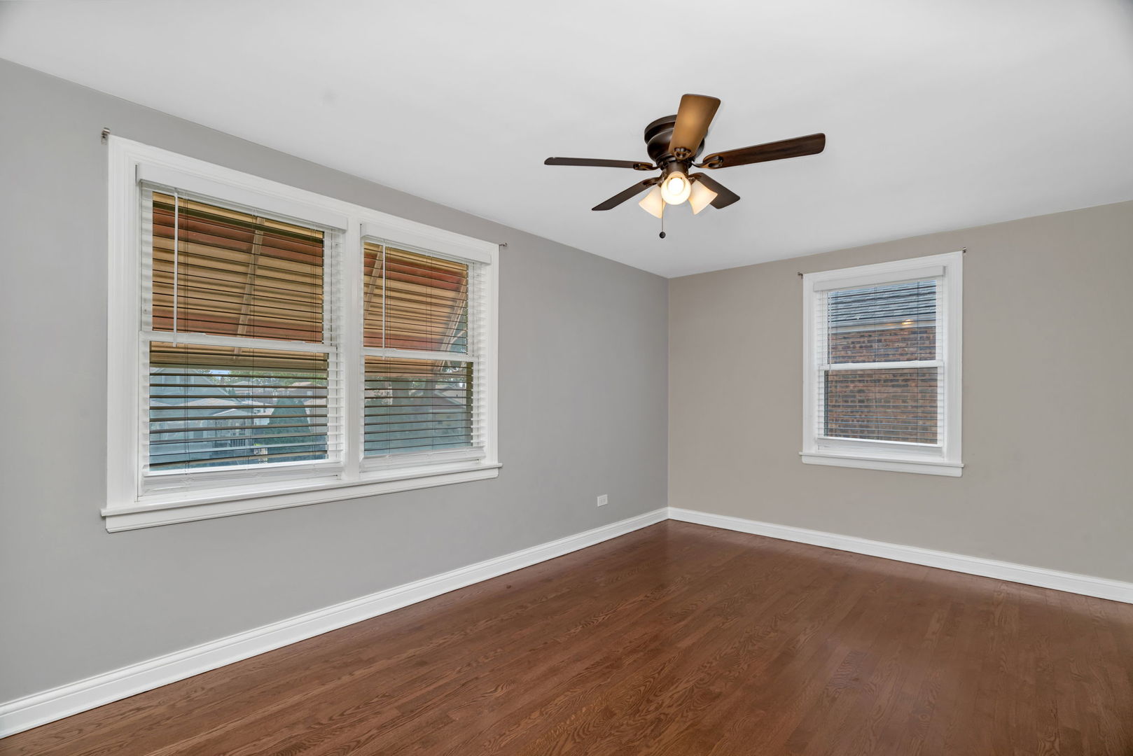 5304 S Ridgeway Avenue, Chicago, IL 60632