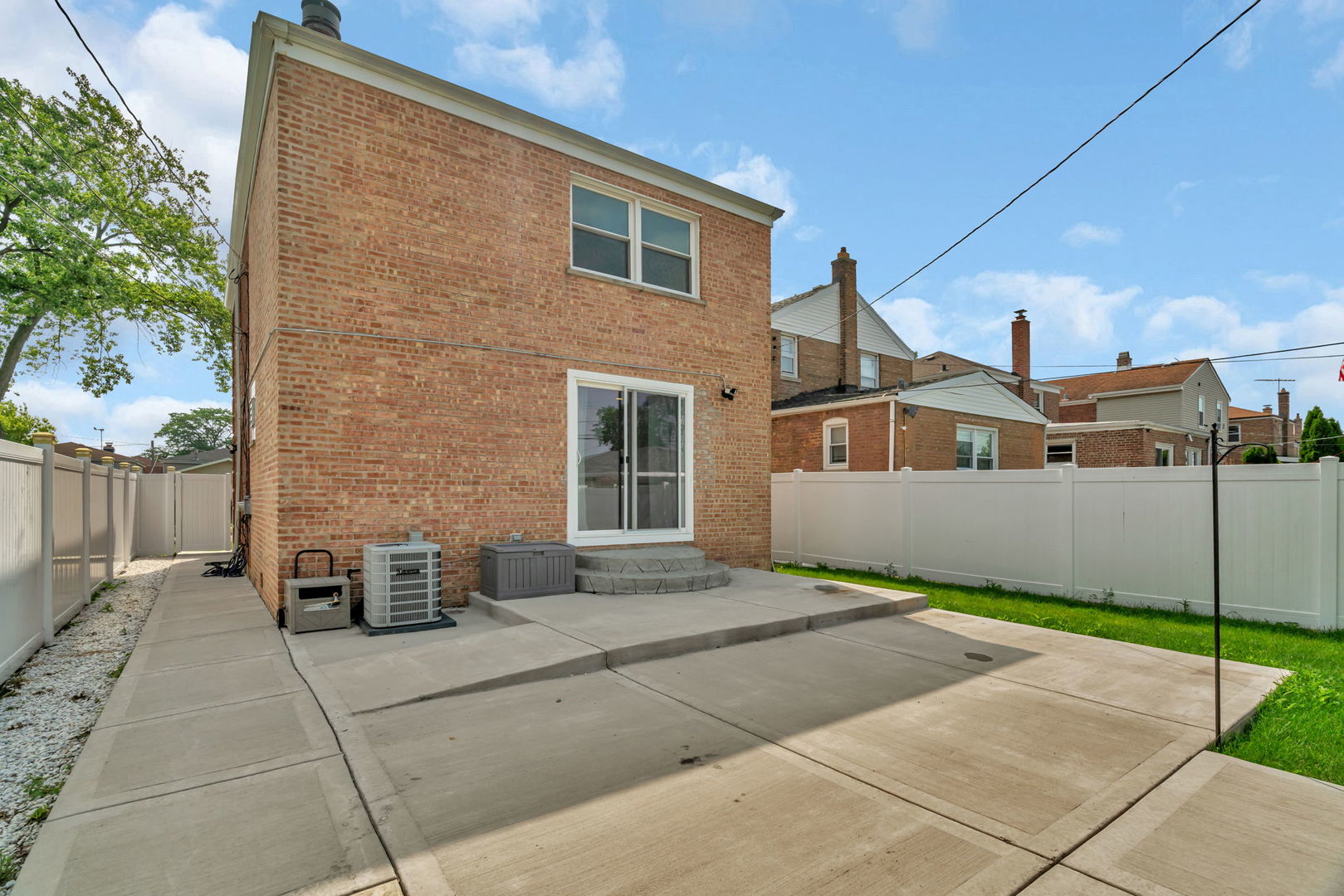 5304 S Ridgeway Avenue, Chicago, IL 60632