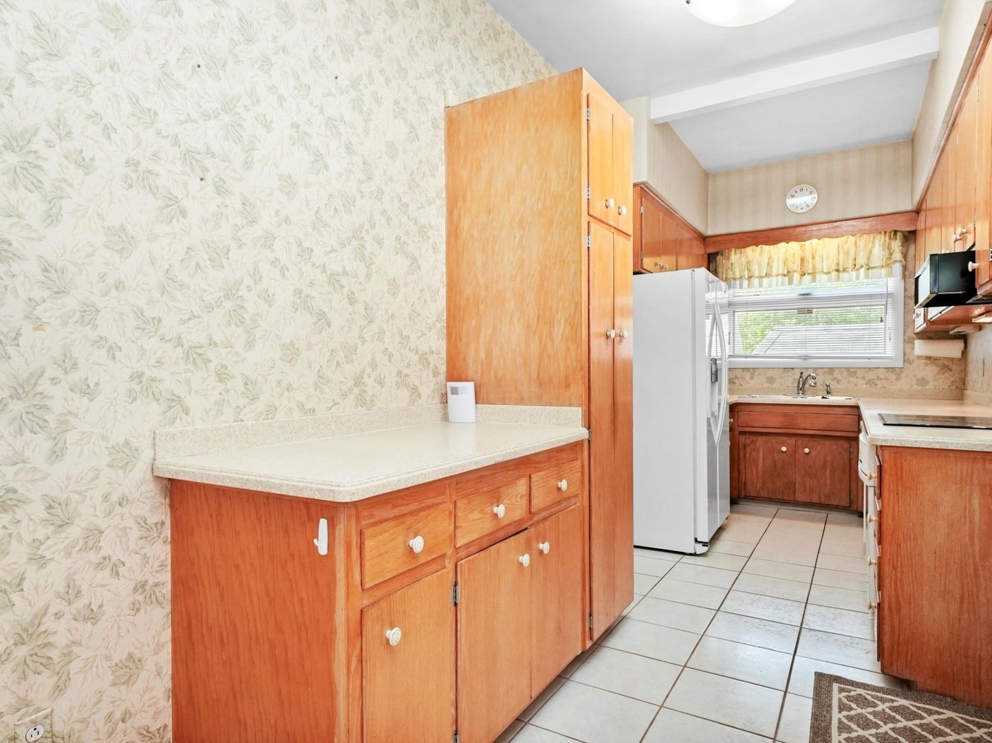 31 Bluff Avenue, La Grange, IL 60525