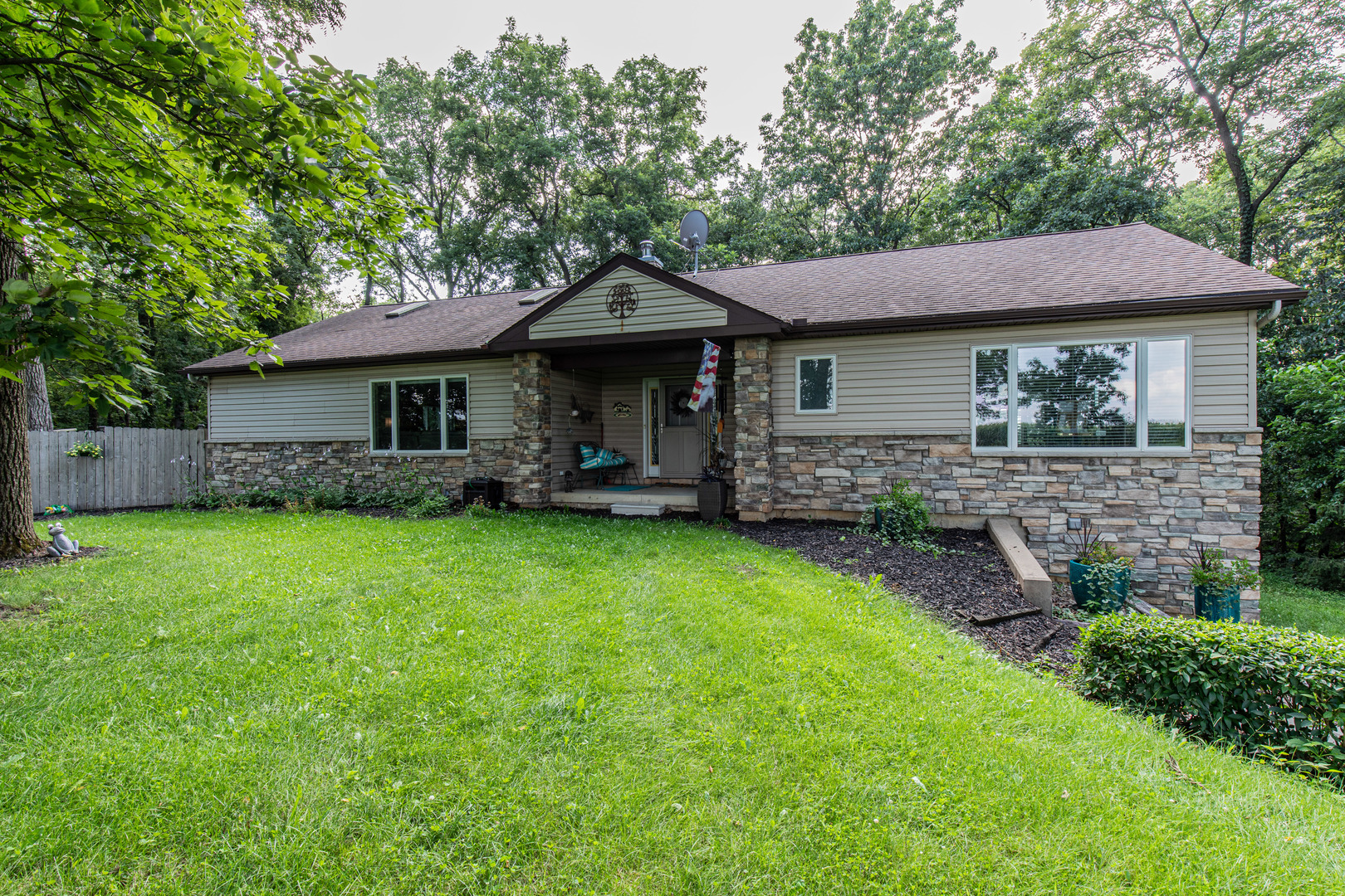 13437 1675 East Street, Princeton, IL 61356