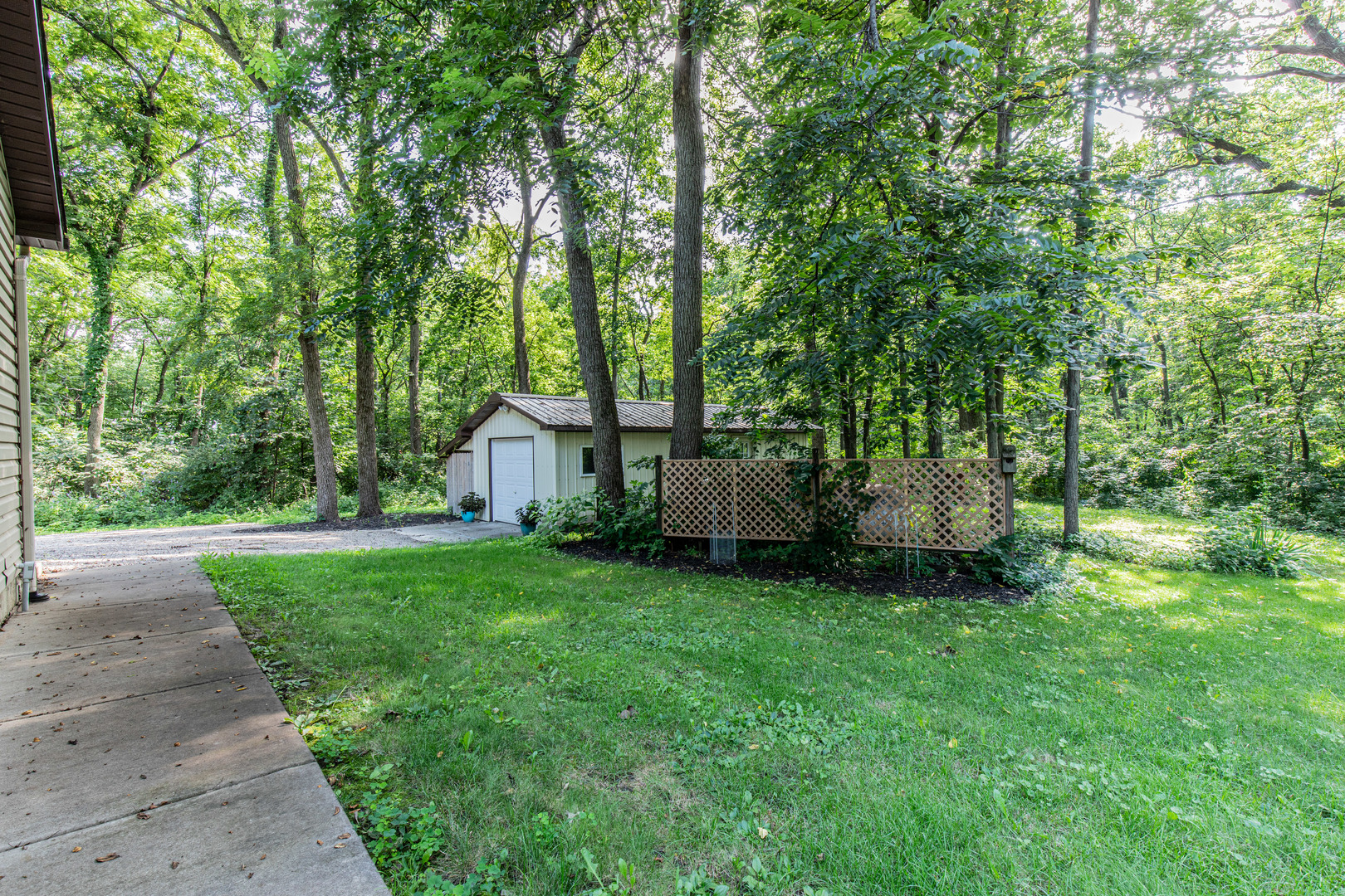 13437 1675 East Street, Princeton, IL 61356