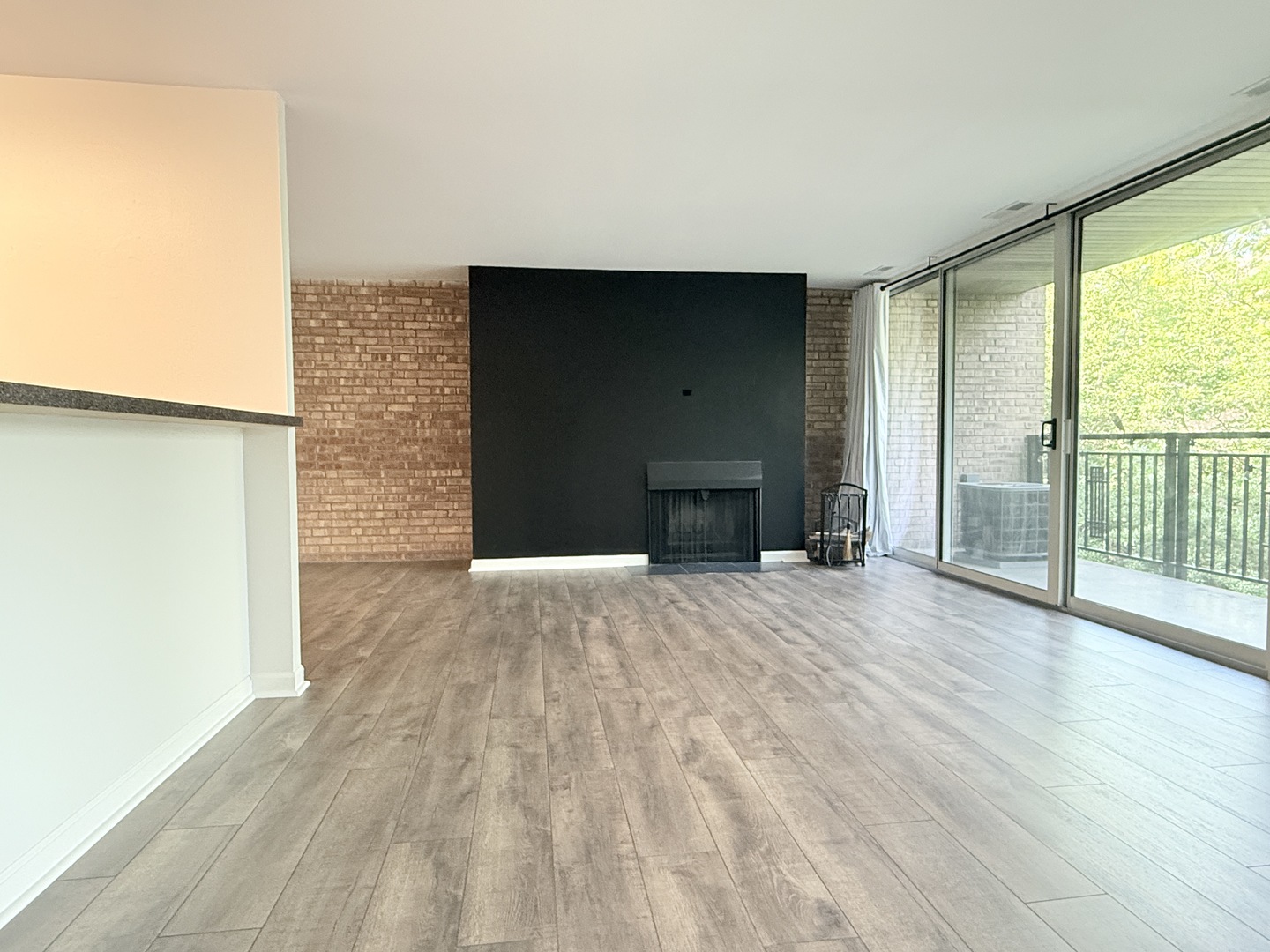 5900 Oakwood Drive #4G, Lisle, IL 60532