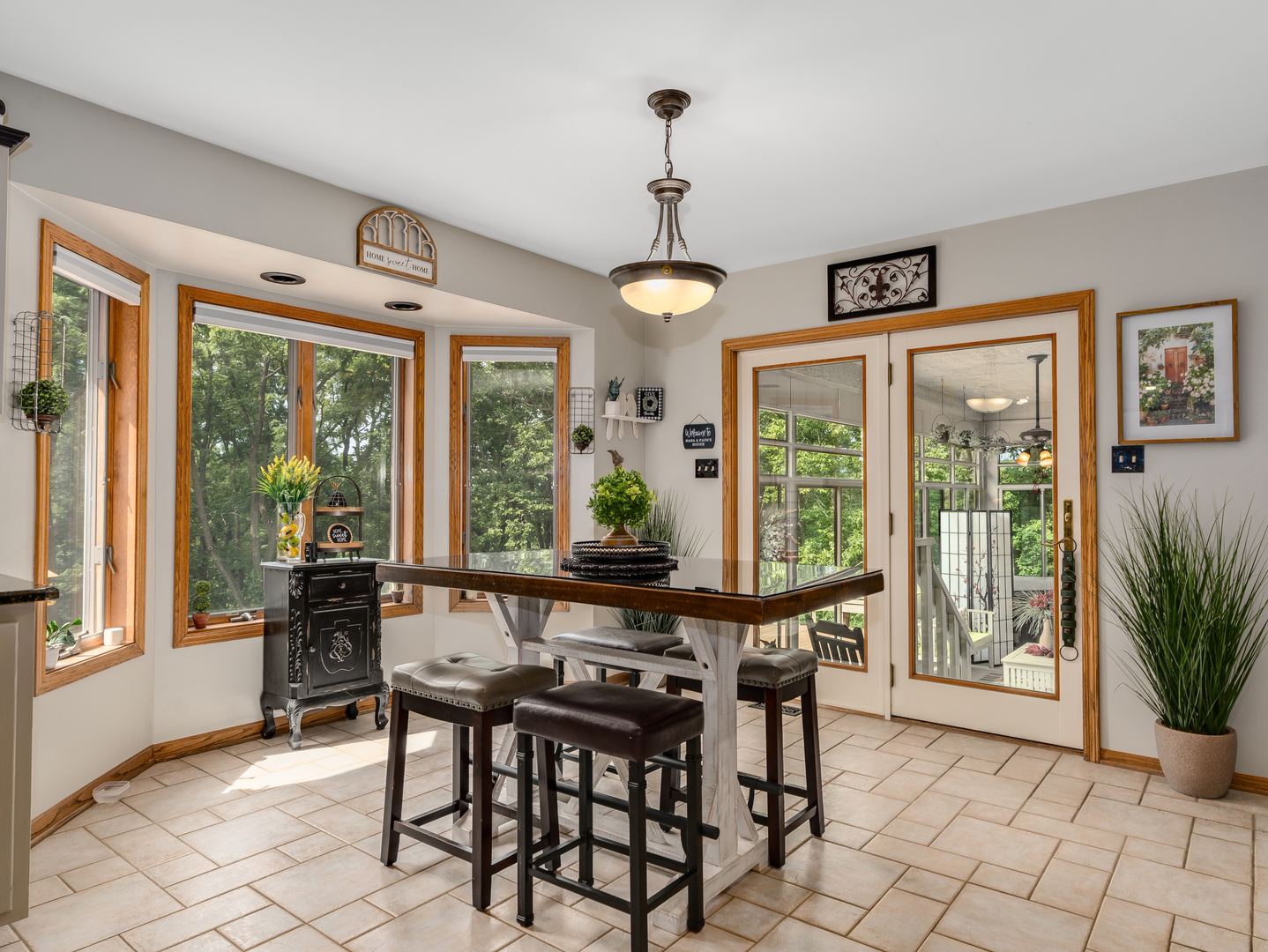 26223 W Highland Drive, Channahon, IL 60410