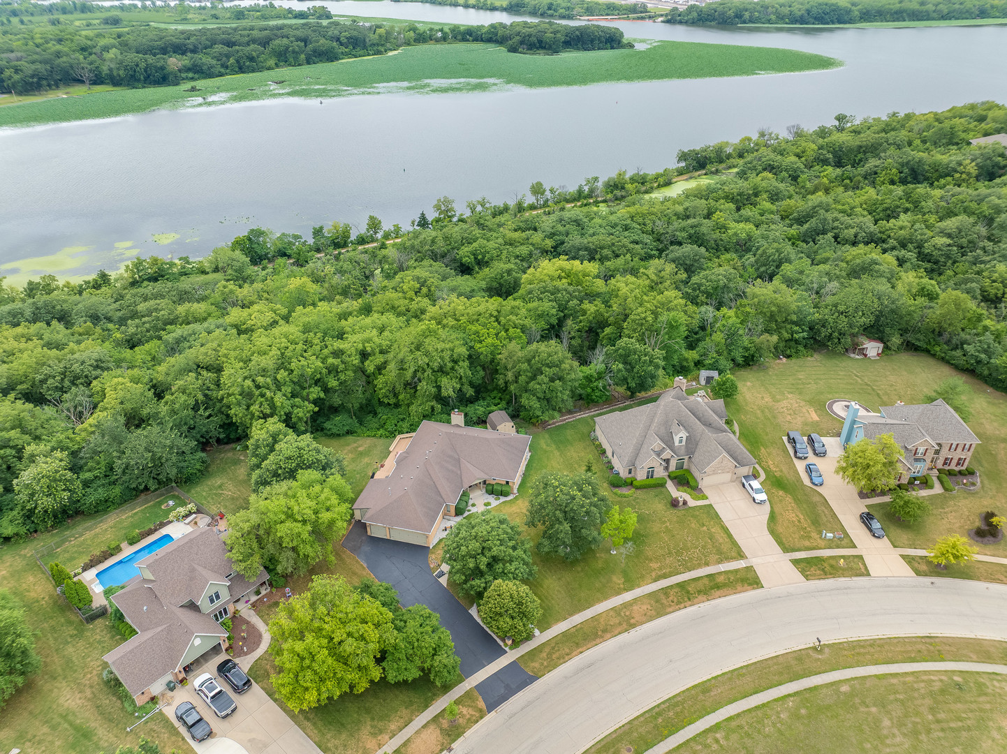 26223 W Highland Drive, Channahon, IL 60410