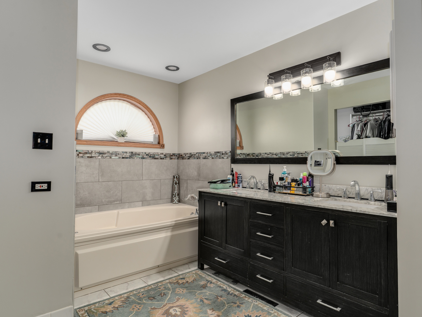 26223 W Highland Drive, Channahon, IL 60410