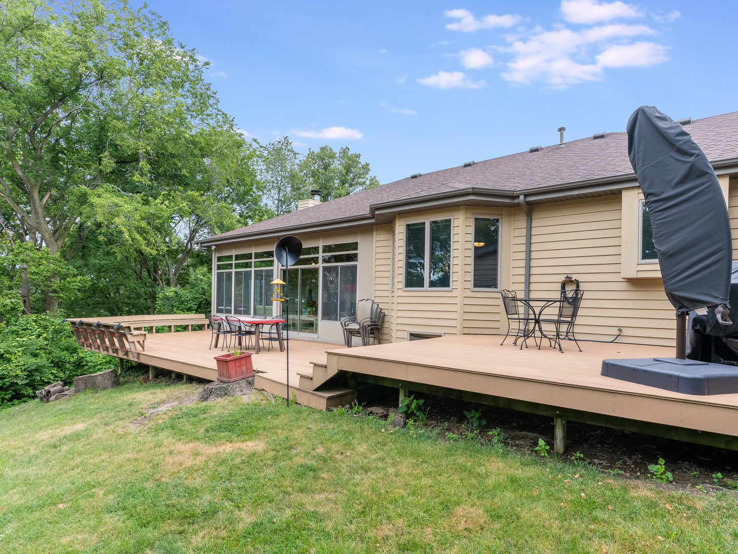 26223 W Highland Drive, Channahon, IL 60410
