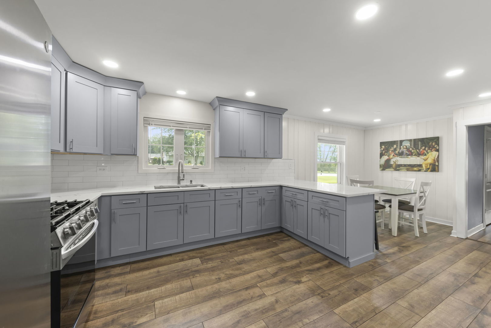331 N Maple Avenue, Wood Dale, IL 60191