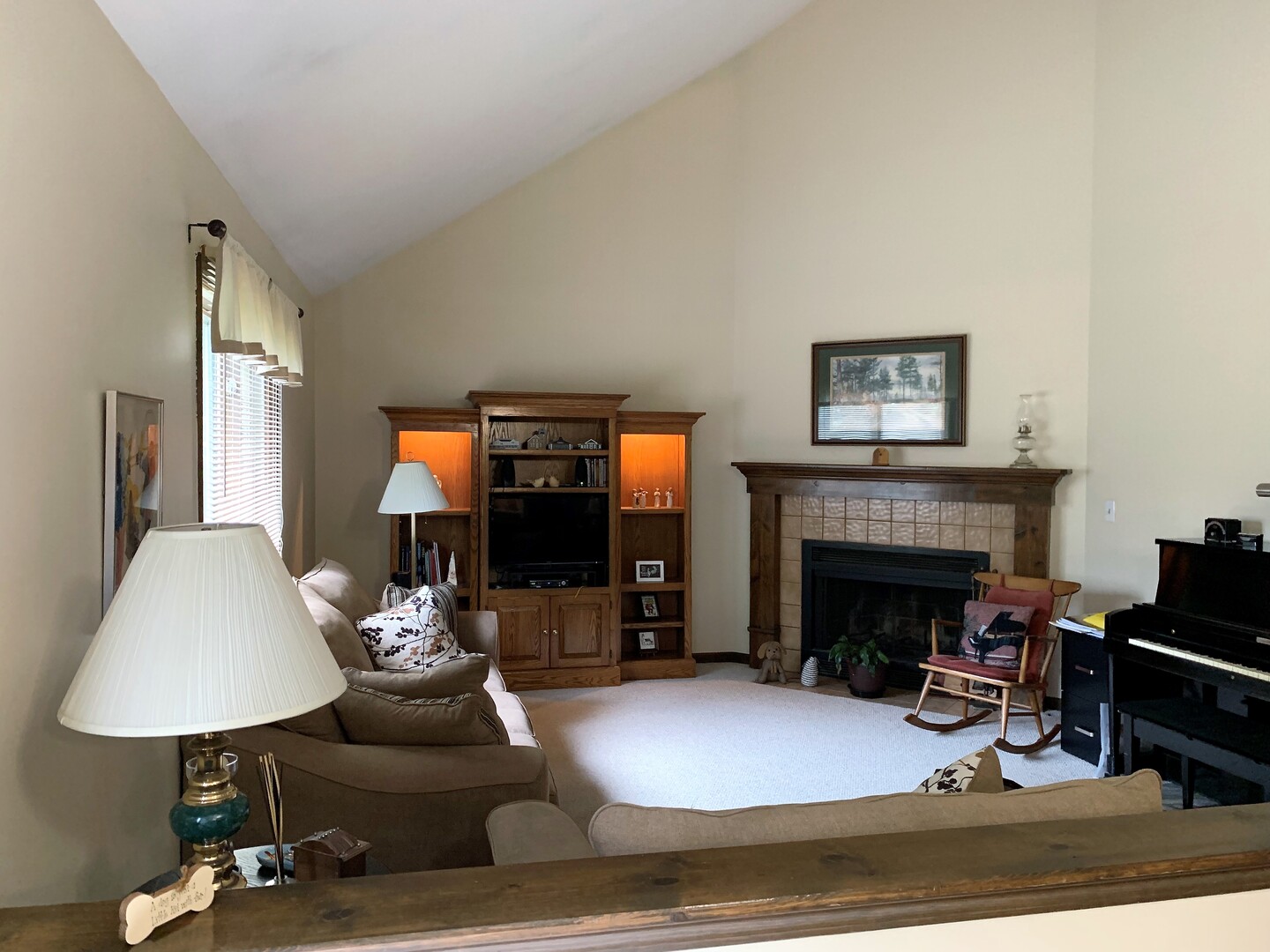 162 N Canyon Drive, Bolingbrook, IL 60490