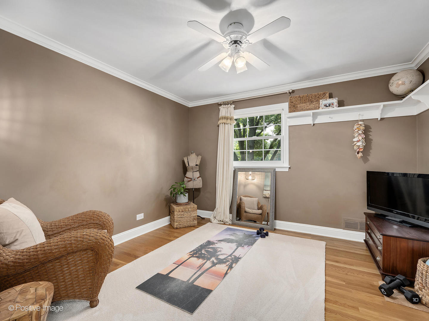 1401 Sussex Road, Naperville, IL 60540